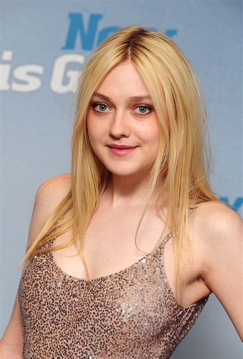 Home filmstars female dakota fanning height, weight, age, body statistics. Hot Celebrity Crush: Dakota Fanning