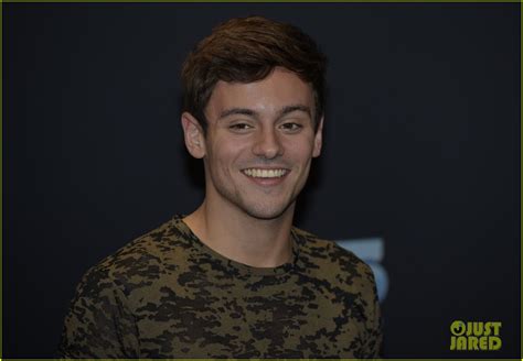 Tom Daley Attends Bbc Sports Personality Of The Year Awards Sans Fiance