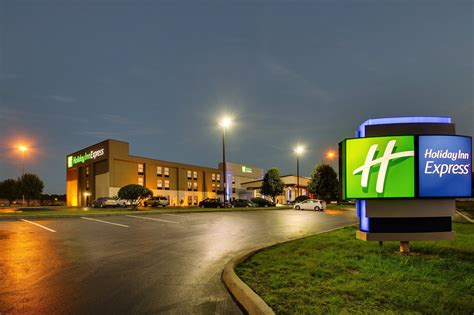 Meeting Rooms At Holiday Inn Express Horse Cave 750 Flint Ridge Rd