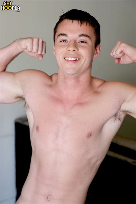 Bodybuilder Beautiful Profiles Brandon Stone