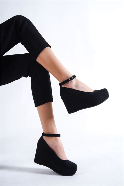 owwox club kadın ayakkabı modelleri ve fiyatları romano siyah süet bilekten baretli 9 cm
