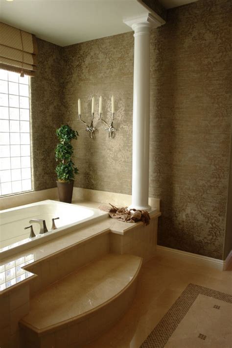 This is a guide about cleaning bath tub jets. Jacuzzi Bath with Column