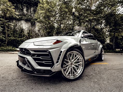 Lamborghini Urus Wide Body Silver 2022 Exotic Miami Rentals