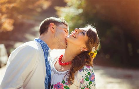 30 Tipos De Beijos Que Deve Experimentar Pelo Menos Uma Vez Na Vida