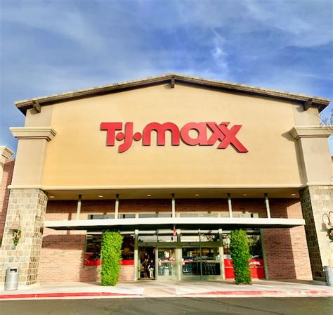 Make sure you also take advantage of today's tj maxx free shipping deal: Free TJ Maxx Gift Card! {+ 19 Genius Shopping Tips to Save ...