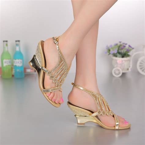 2016 Summer New Fashion Wedding Shoes Gold Color Wedges Heels Dress
