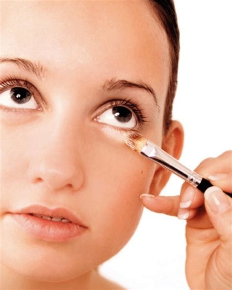Best Way To Apply Concealer Musely