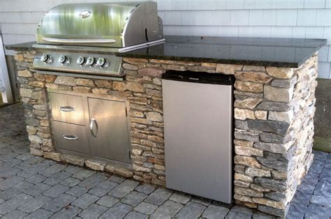 Perfect for all do it yourselfers. Outdoor Kitchen and BBQ Island Kit Photo Gallery | OxBox