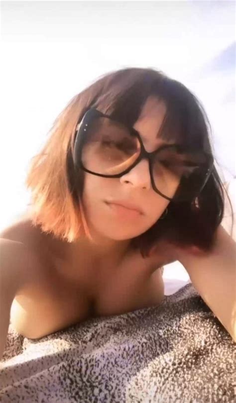 Charli XCX Big Boobs Nipples Collection 8 Pics Video PinayFlixx