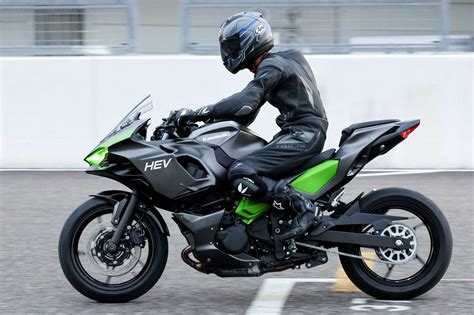 Kawasaki Debuts Electric And Hybrid Models At Suzuka 8 Hour Race