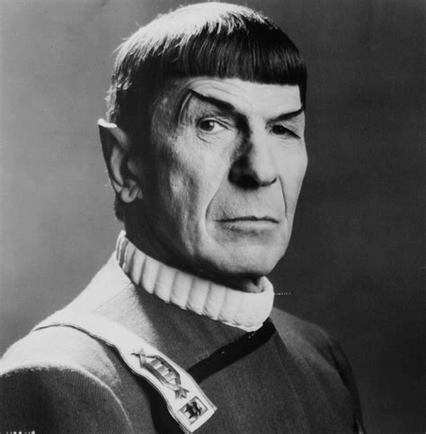 Leonard Nimoy Star Treks ‘spock Reveals He Has Lung Disease New