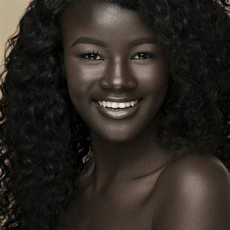 Khoudia Diop Stunning Charcoal Black African Model 22 Pics Dark Skin Models Dark Skin