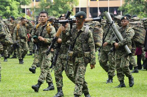 Malaysian Soldiers In Uniform And Fully Armed Editorial Photography