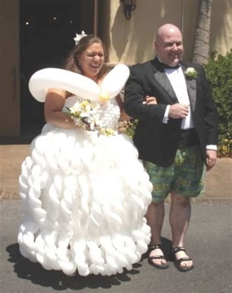 11 Horrendous Ugly Wedding Dress Fail Balloon Gown