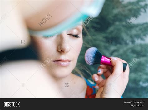 Process Making Makeup Image And Photo Free Trial Bigstock
