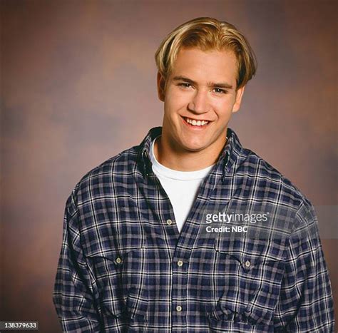 Mark Paul Gosselaar 90s Photos And Premium High Res Pictures Getty Images