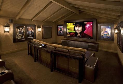 Buy room posters and get the best deals at the lowest prices on ebay! Decorating A Stylish & Comfy Movie Room