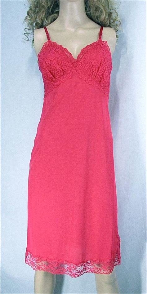 Vintage Full Slip 34 Small Fuschia Pink Lace Slip Dress Valentine