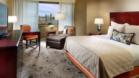 Discount mattress jacksonville fl can offer you many choices to save money thanks to 22 active results. Luxury Hotels In Jacksonville FL | Omni Jacksonville Hotel