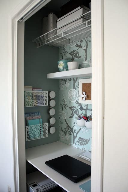 Any closet can be transformed into a functional office that will allow you to work from home productively, or give the kids a quiet place to do their homework without worrying about distractions from other members of the family. Turn a closet into an office! | For the Home | Pinterest