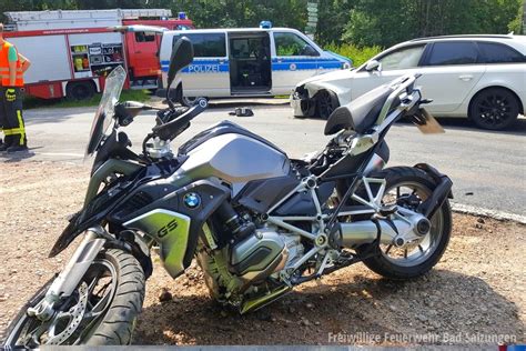 Mehr daten und analysen gibt es hier: Verkehrsunfall Motorrad gegen Fahrzeug am "Hecker Stieg ...