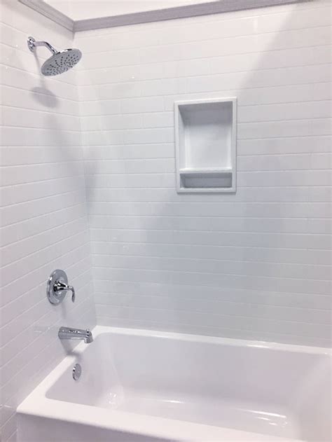 Bekend om hun onberispelijke ontwerp en imago, onyx bathtub zijn synoniem met topkwaliteit. Tub Surround Gallery | Bathtub tile