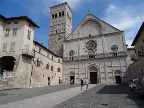 5 Must Visit Towns In Umbria Italy Wunderhead Travel Blog Umbria