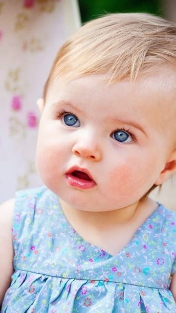 Wallpapers Cute Baby Girl With Beautiful Blue Eye