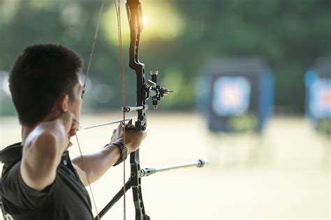 How To Shoot A Bow For Beginners 717 Armory