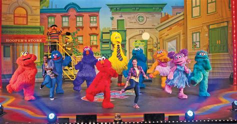 Sesame Street Live Gets Its Groove On