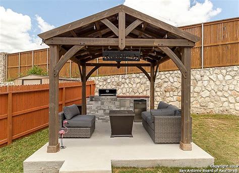 Give Your Backyard A Cozy Feel With These Fire Pit Ideas With Pergola Create Your Perfect