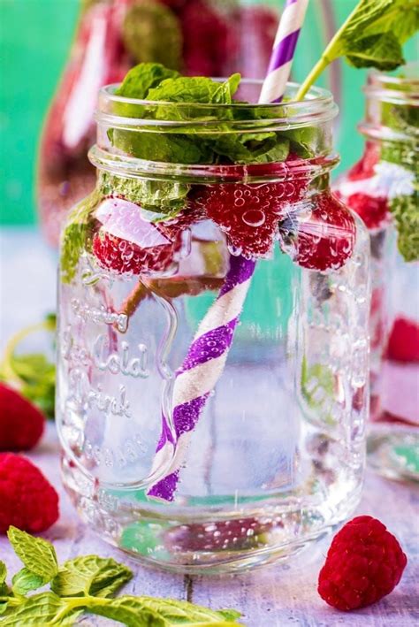 Raspberry And Mint Water Recipe Infused Water Recipes Flavored