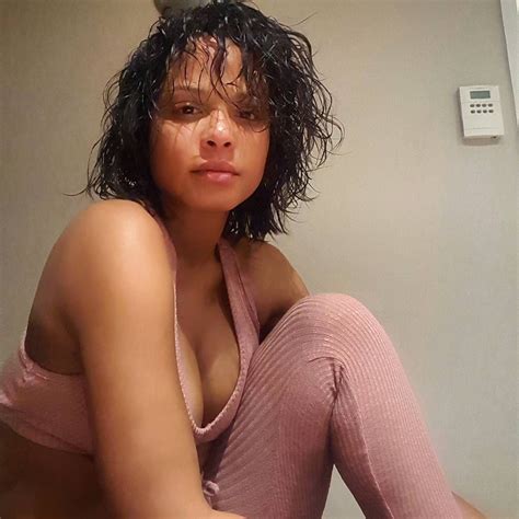 Christina Milian Cleavage Photos The Fappening Leaked Photos