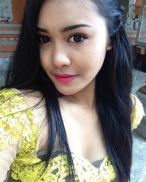 Pin Oleh Art Di Indonesian Girls Di Dengan Gambar Kecantikan Orang Asia Gadis Cantik