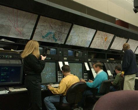 Americas Air Traffic Control System Is Suffering Crippling Shutdowns