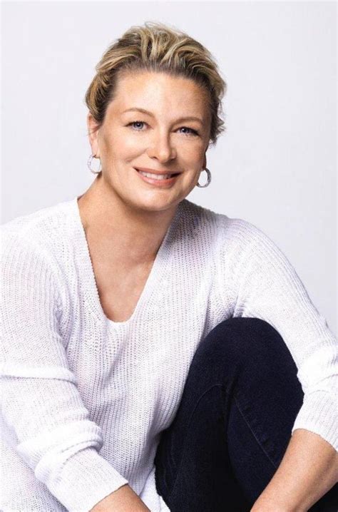 Her most notable works include winter garden, the nightingale, firefly lane, the great alone, and the four winds. 5 Best Kristin Hannah Books (2021) That You Must Read!