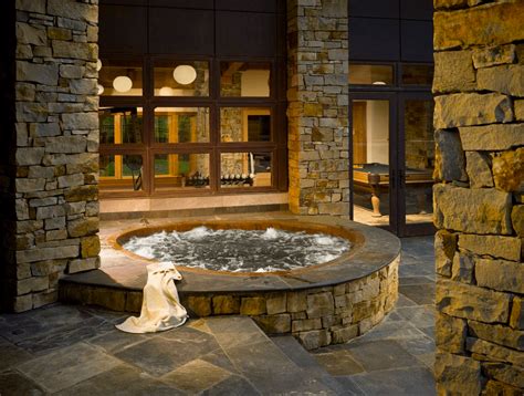 20 Covered Hot Tubs Homes Of The Rich