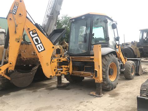 Jcb 3cx Eco Used Backhoe Loader 4 In 1 Bucket 4 Wheel Drive Made In Uk