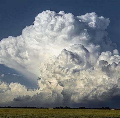 Cumulonimbus Clouds Exploding Out In The Central Plains Rclouds