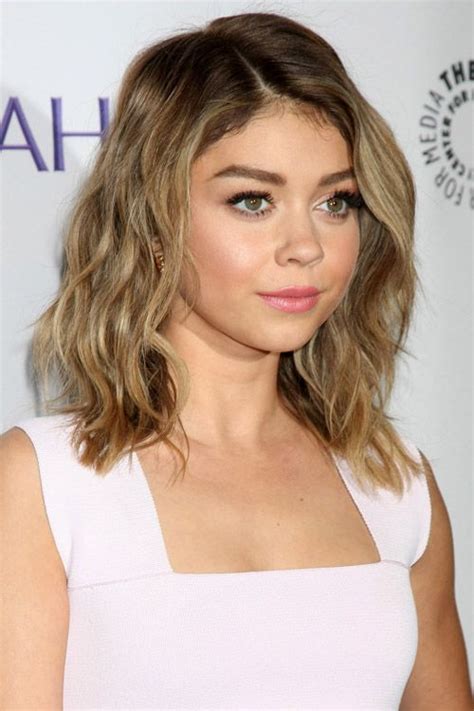 Sarah Hyland Wavy Light Brown Bob Hairstyle Steal Her Style Light