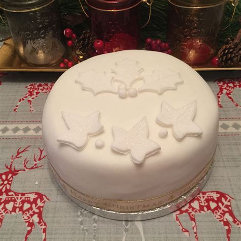 White Christmas Cake Rich Fruit Cake Recipe From Mary Berry Mary