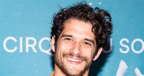 Tyler Posey Says Doing Onlyfans Is Mentally Exhausting Newsies Tyler Posey Just Jared Jr