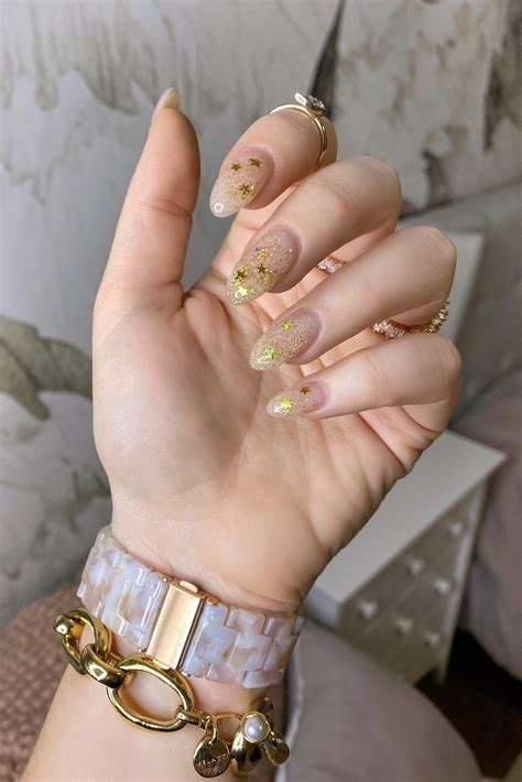 Manicure Of The Month Gold Glitter Star Nails Living After Midnite