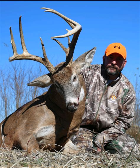 Indiana Trophy Whitetail Hunt Hunting Leases