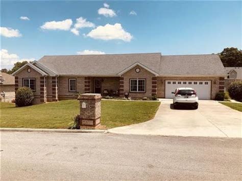 View 369 homes for sale in somerset, ky at a median listing price of $174,900. Lake Cumberland KY Homes for Sale - 533 Whisper Woods ...