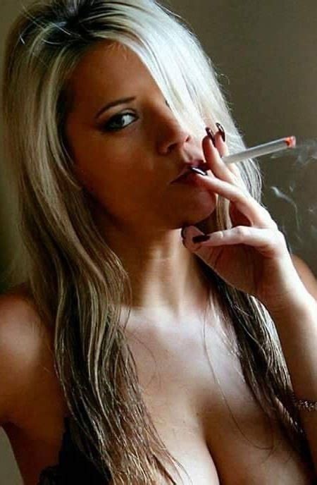 Danielereturns Smoking Ladies Pin 59006157