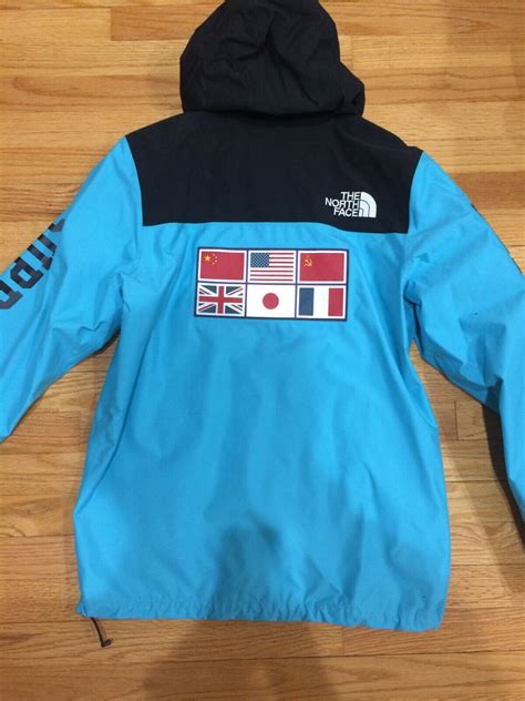 Supreme X The North Face Coaches Jacket