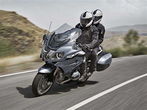 The bmw r1200rt is a touring or sport touring motorcycle that was introduced in 2005 by bmw motorrad to replace the r1150rt model. 2014 BMW R 1200 RT Preview | Our Auto Expert