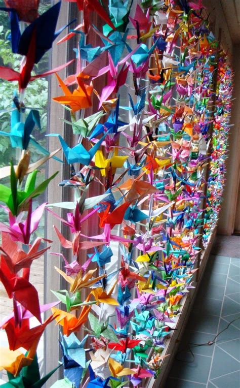 Contoh hiasan kelas dari kertas metalik. Paling Inspiratif Hiasan Jendela Kelas Dari Kertas Origami ...