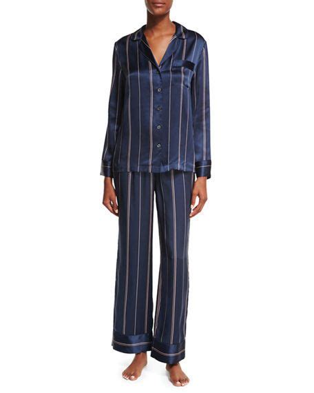 Neiman Marcus Two Piece Print Silk Pajama Set Silk Pajama Set Silk Pajamas Sleepwear Women